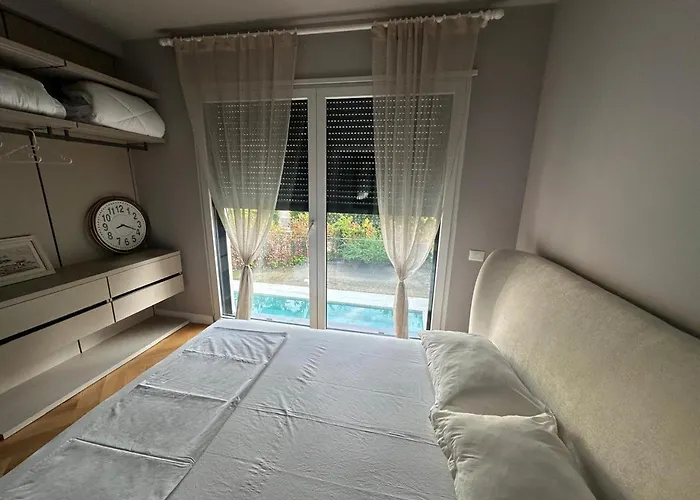 Valamar Elite Seafront Luxury With Private Pool